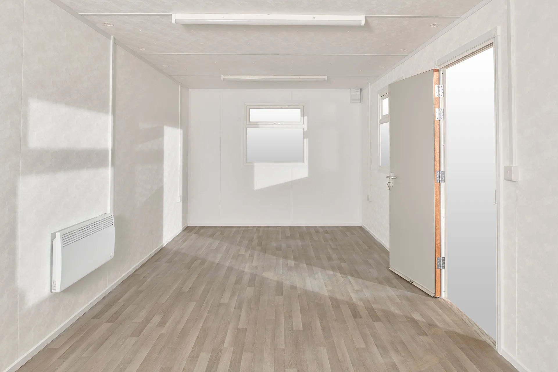 24′ x 10′ Jackleg Cabin – gebrauchsfertige modulare Lösung – Bild 2