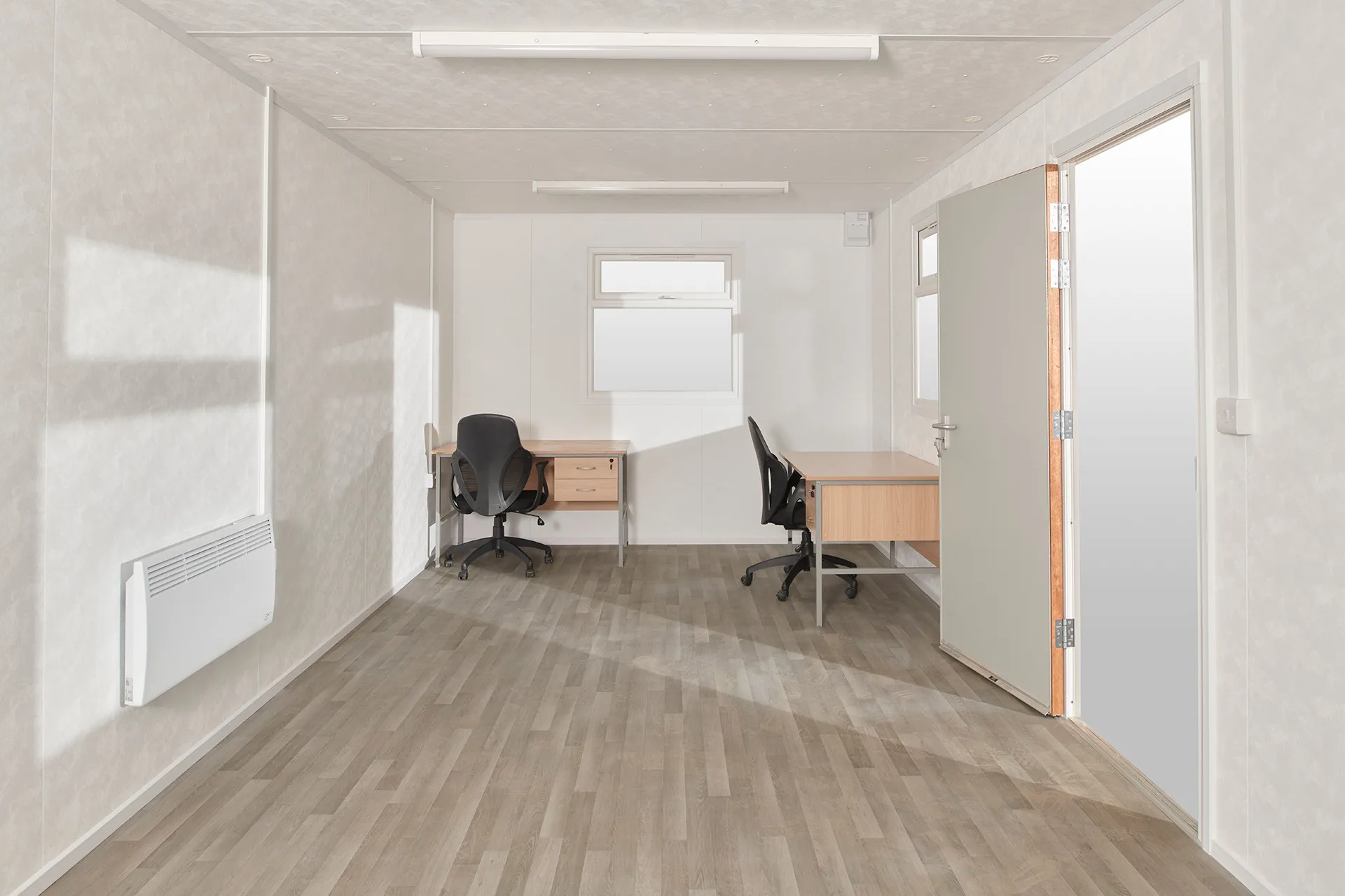 24′ x 10′ Jackleg Cabin – gebrauchsfertige modulare Lösung – Bild 4