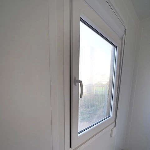 Bürocontainer /6×3 Meter mit Fenstern auf der langen rechten Seite – Bild 3