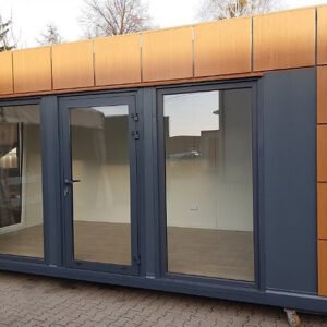 18 m2 gewerblicher Bürocontainer mit Toilette